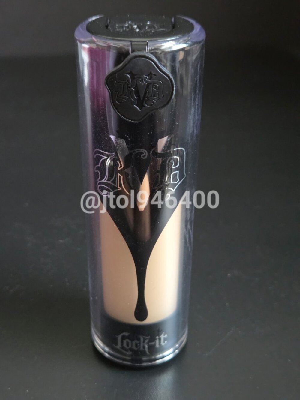 Kat Von D Medium 45 Neutral Lock It Foundation